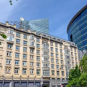 فندق Doubletree By Hilton Brussels, بروكسل